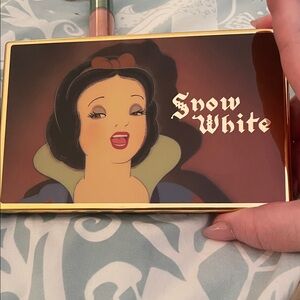 Besamé Snow White “Keep Singing” Eyeshadow Pallet